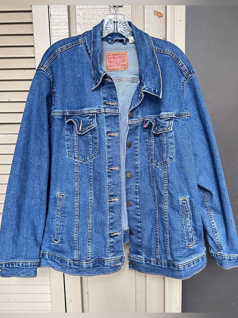 Women’s Levi’s Denim Jacket Size 3X (22-24)